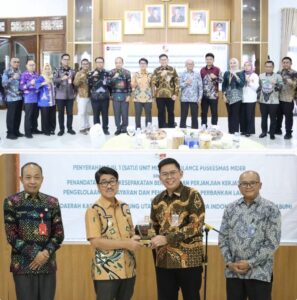 IMG_6943-297x300 Pemkab Lampung Utara Terima Mbulans BNI,Tingkatkan Layanan Kesehatan